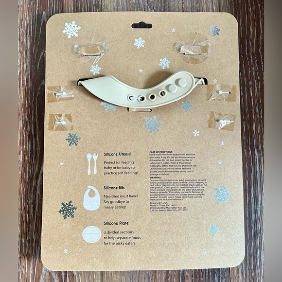 Manhattan Baby 4 Piece Holiday Reindeer Silicone Baby & Toddler Meal Set - Picture 2 of 2